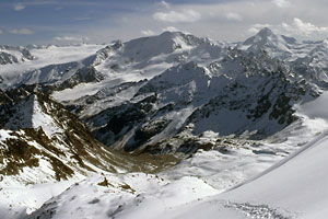 Blick auf Weißseespitze und Weißkugel